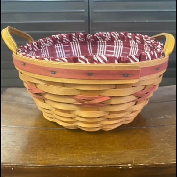 Longaberger basket - Picture 2 of 3